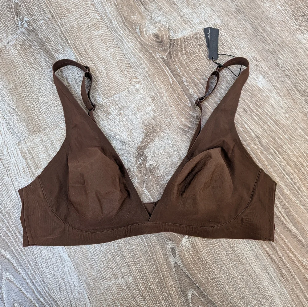 NWT SKIMS Naked Everyday Plunge Bralette Wirefree Bra Smokey Quartz Size Large